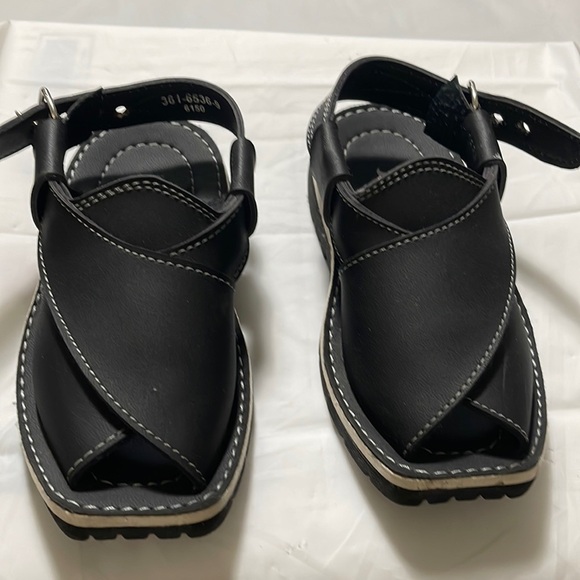 bata Other - Bata boys size 10 sandal- like new condition- fully reversible